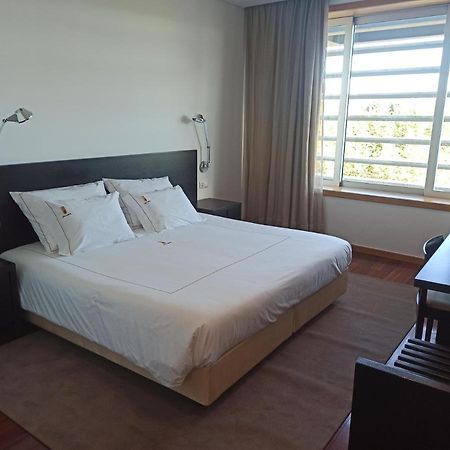 Hotel Vila Luena Vila Verde  Buitenkant foto