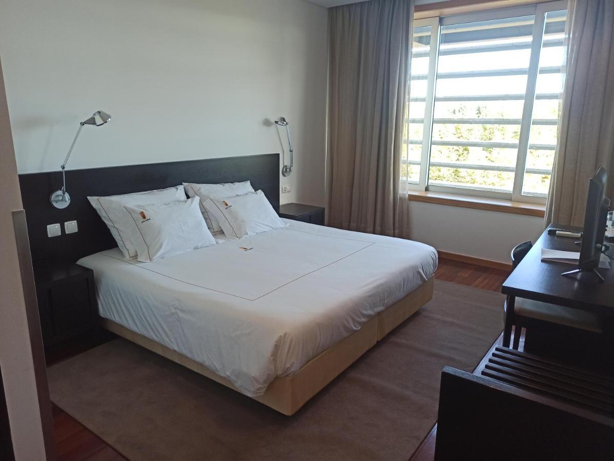 Hotel Vila Luena Vila Verde  Buitenkant foto