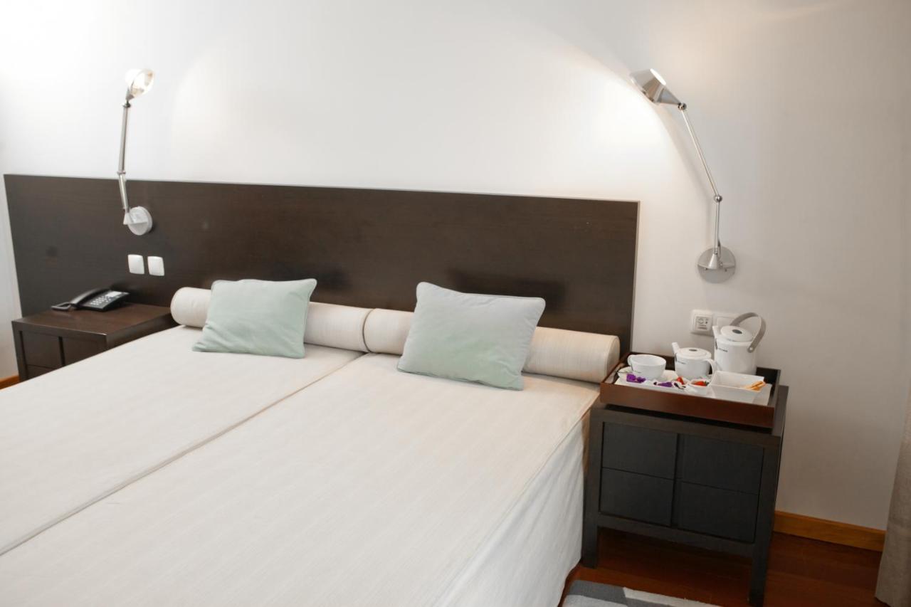 Hotel Vila Luena Vila Verde  Buitenkant foto